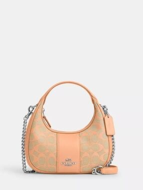✨️NWOT✨️ Coach Mini Carmen 2Way Satchel, Peach Signature Jacquard, 2024